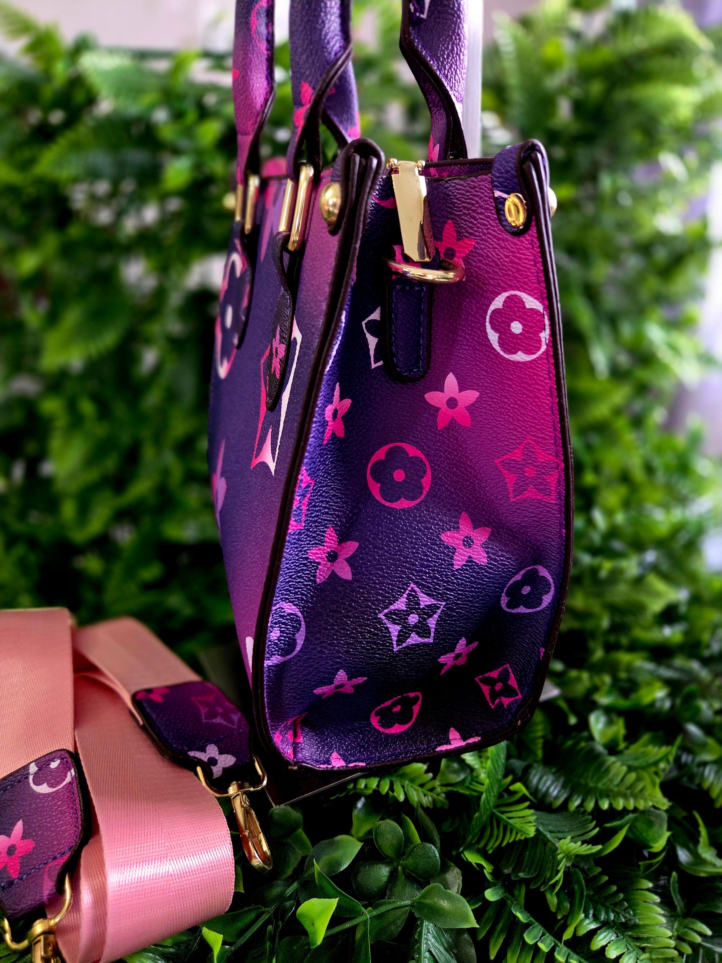 Carteras con diferentes tonalidades