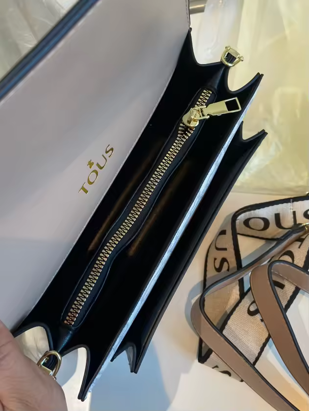 Cartera Viajera