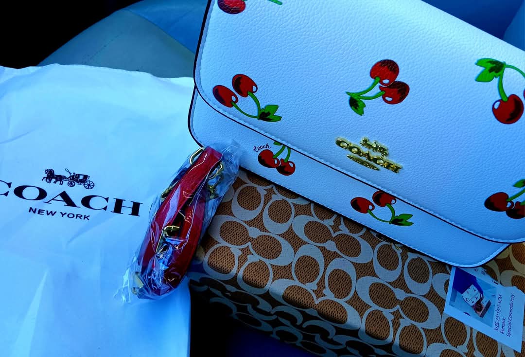 Cartera con Cherry