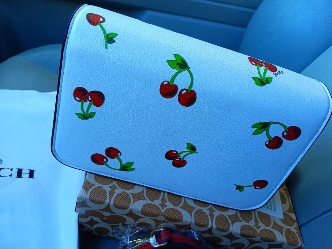 Cartera con Cherry